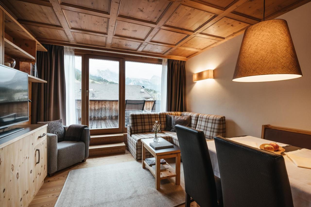 Lagacio Hotel Mountain Residence San Cassiano  Luaran gambar