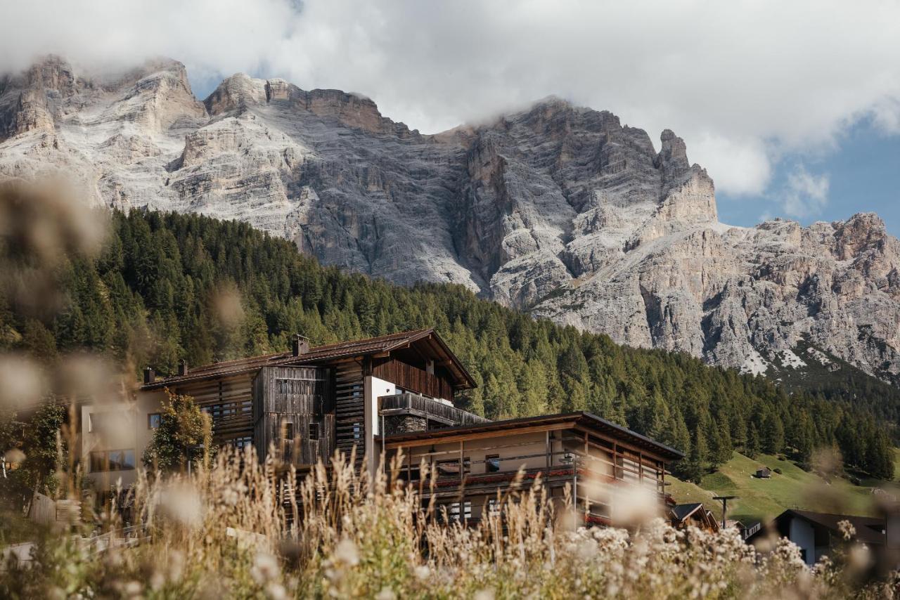Lagacio Hotel Mountain Residence San Cassiano  Luaran gambar